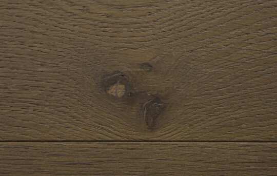 Kingham Plank wood flooring swatch